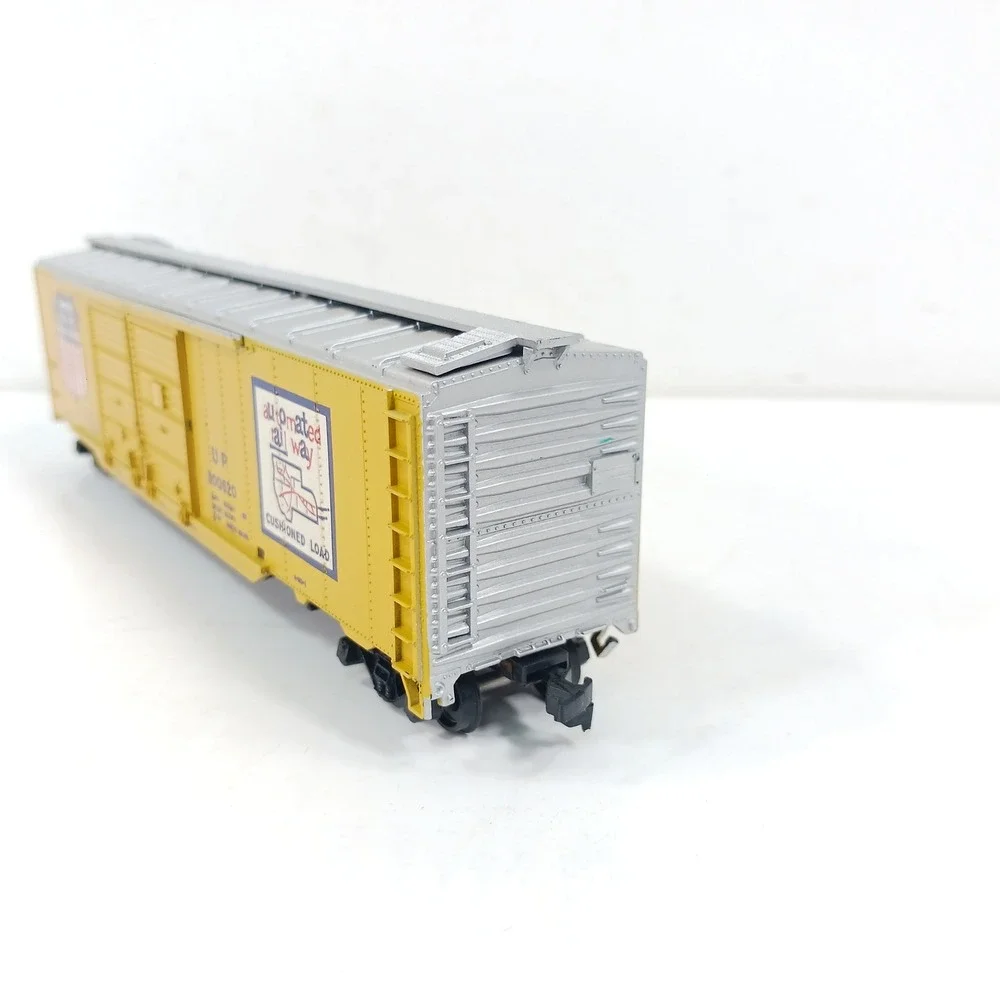 Athearn HO Scale Union Pacific 50ft OB Box Car Yellow 1342 Automated Rail Way